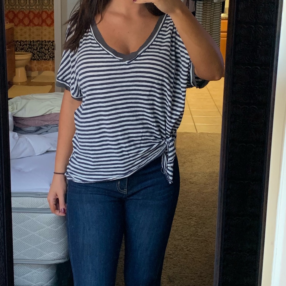 NEVER WORN Free People V Neck